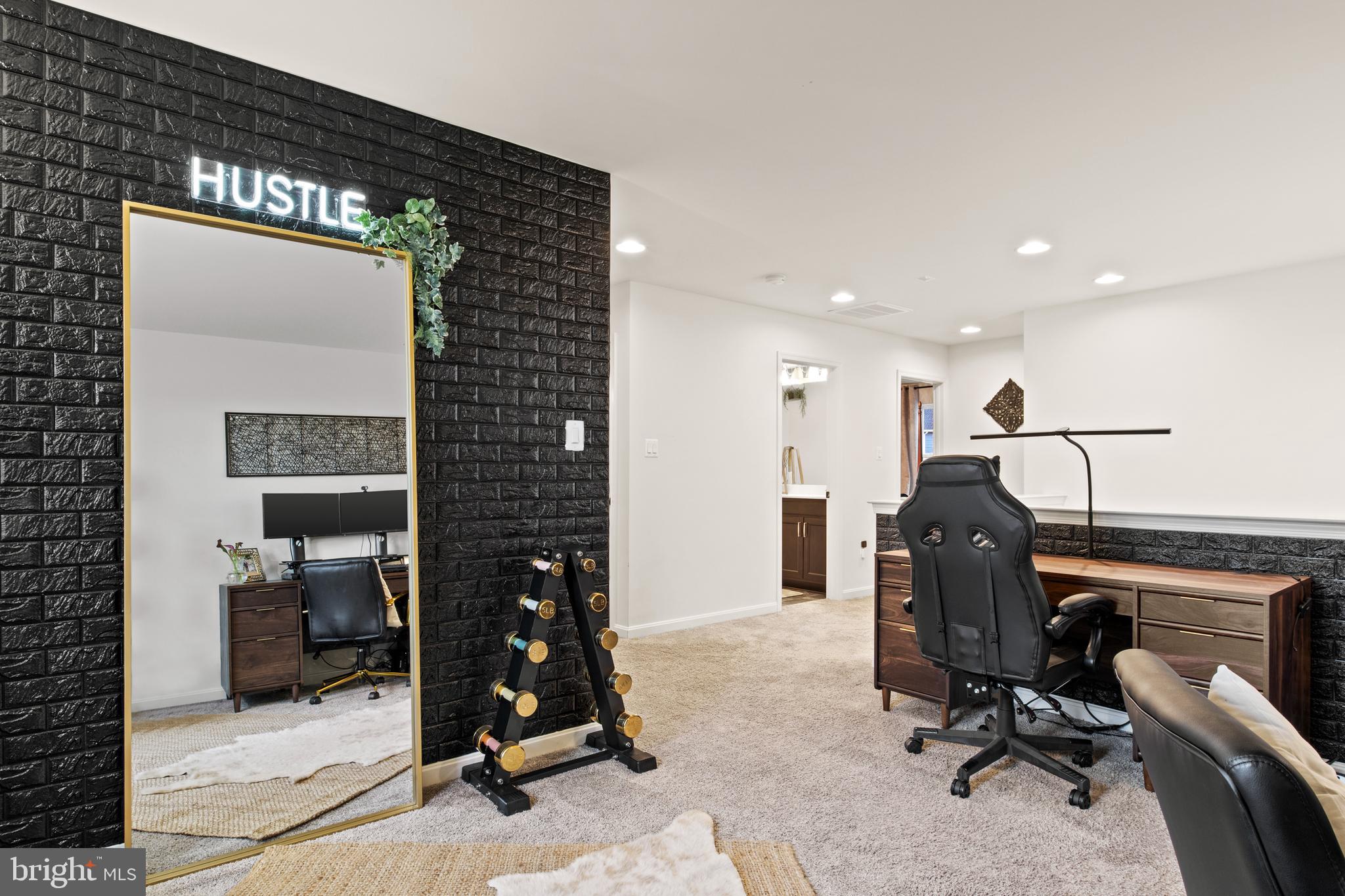 2155 JUNIPER