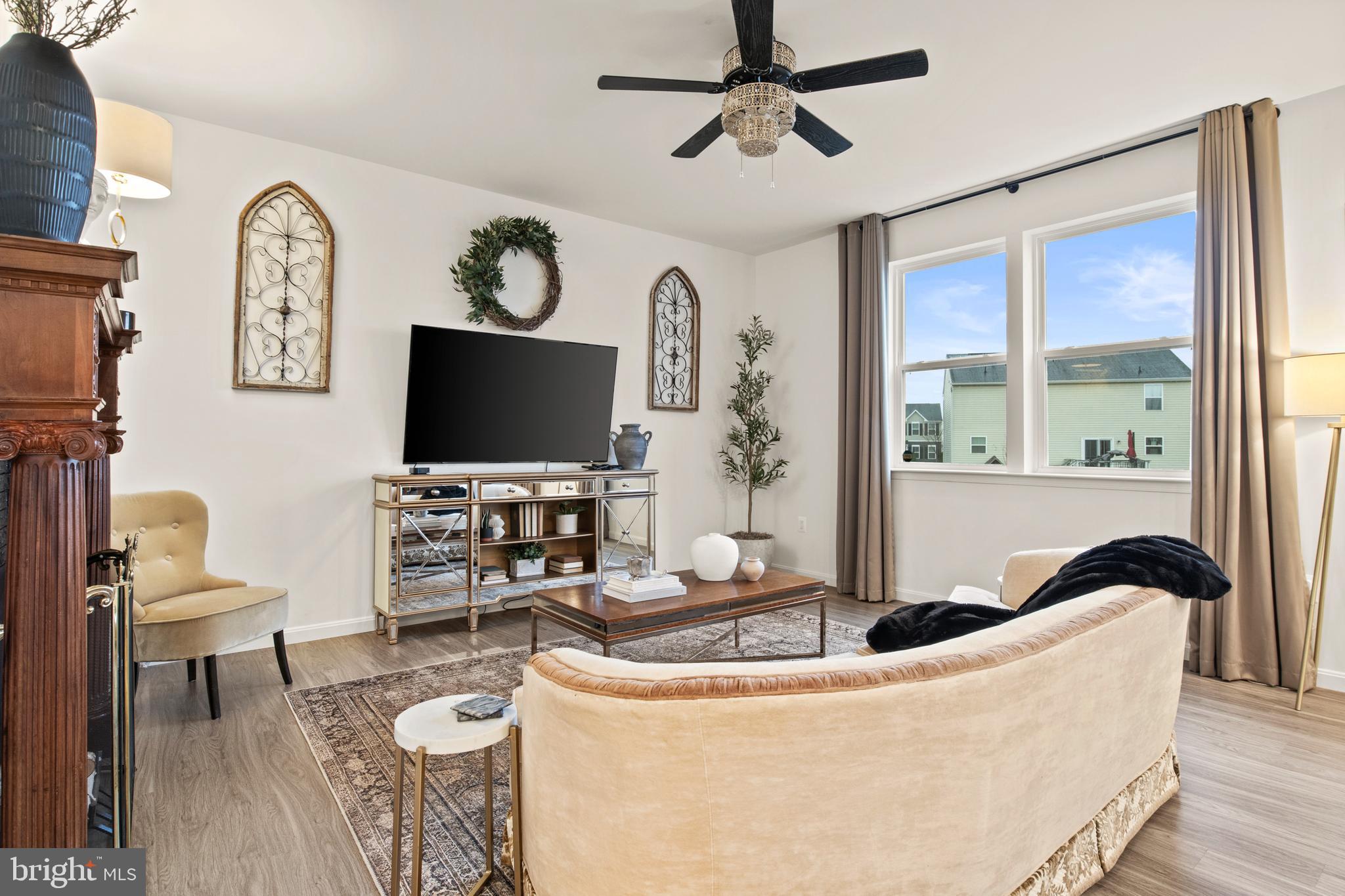 2155 JUNIPER