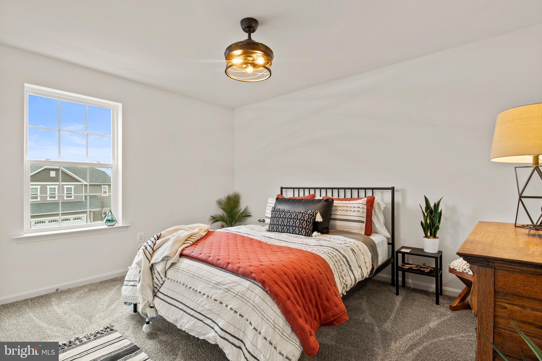 2155 JUNIPER