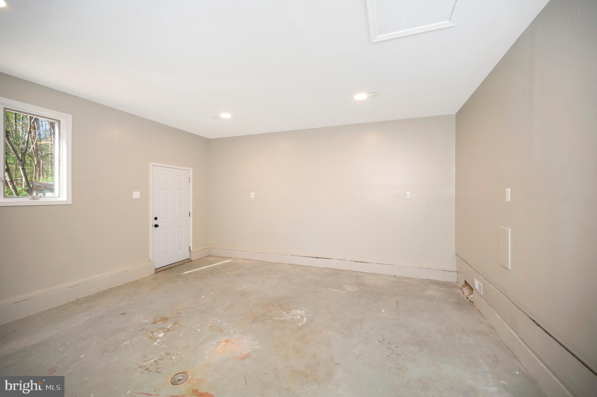 5212 Harvest Moon Ln