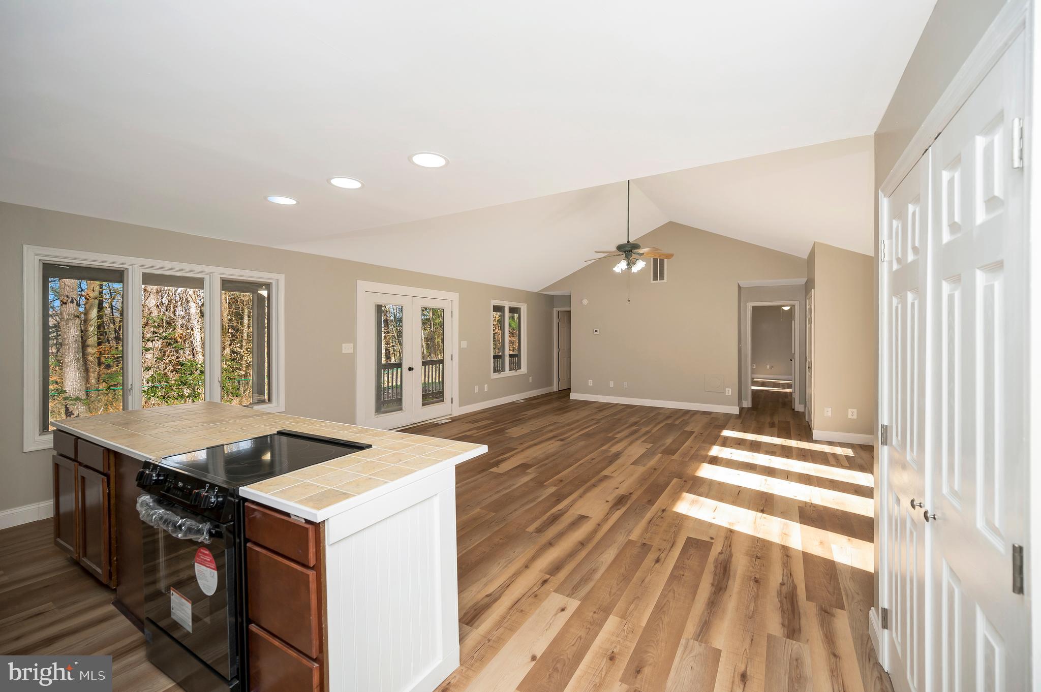 5212 Harvest Moon Ln