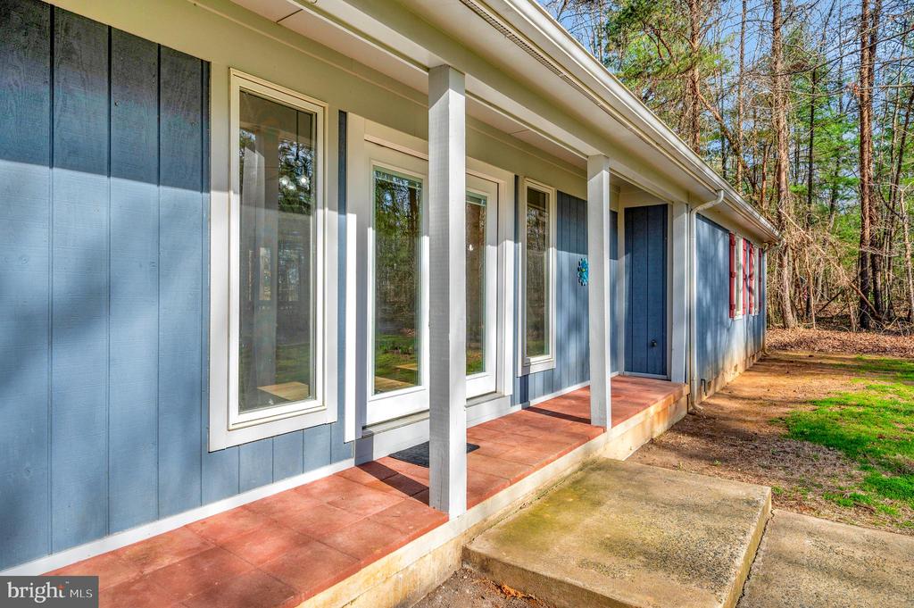 5212 Harvest Moon Ln