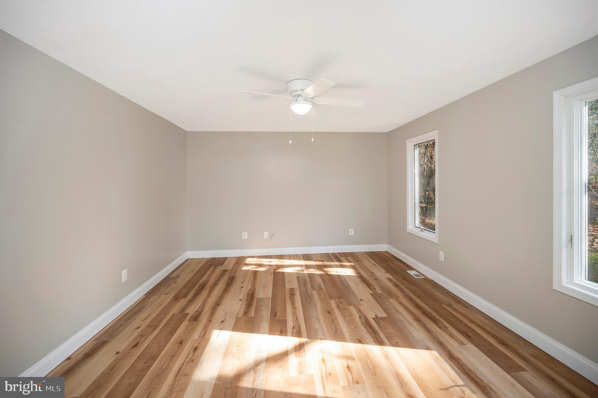 5212 Harvest Moon Ln