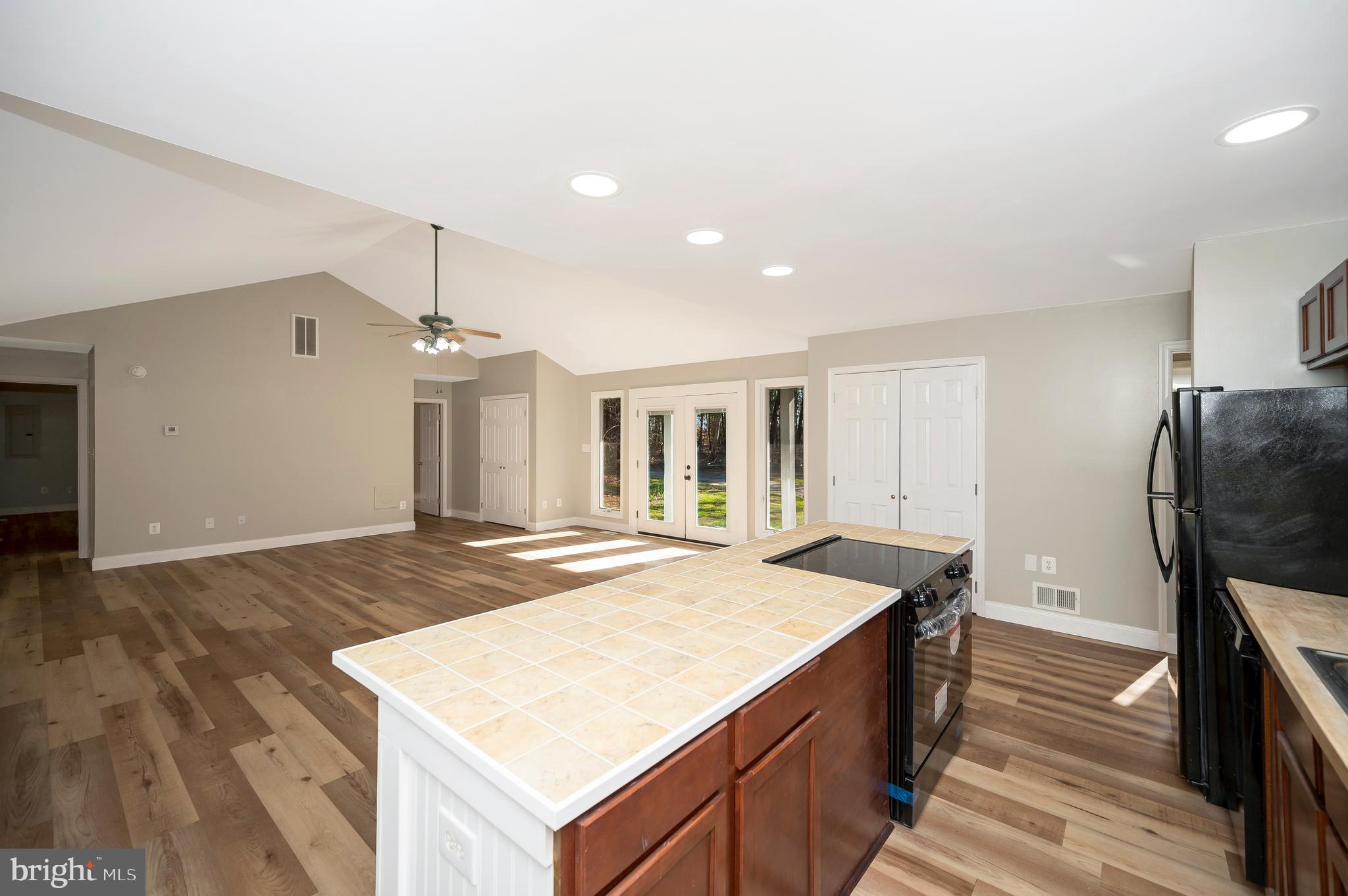 5212 Harvest Moon Ln