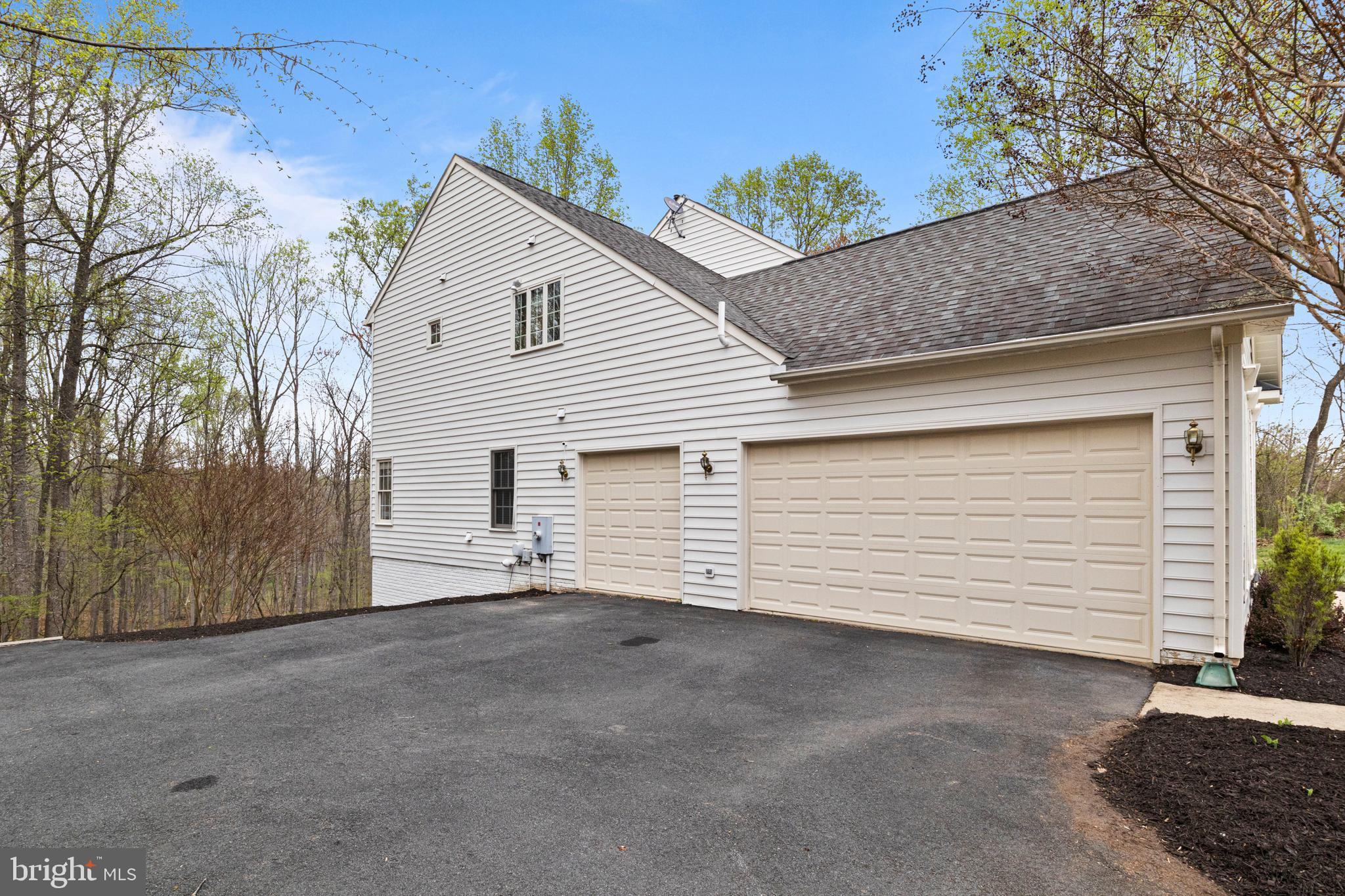 3522 SOUTHAMPTON DRIVE