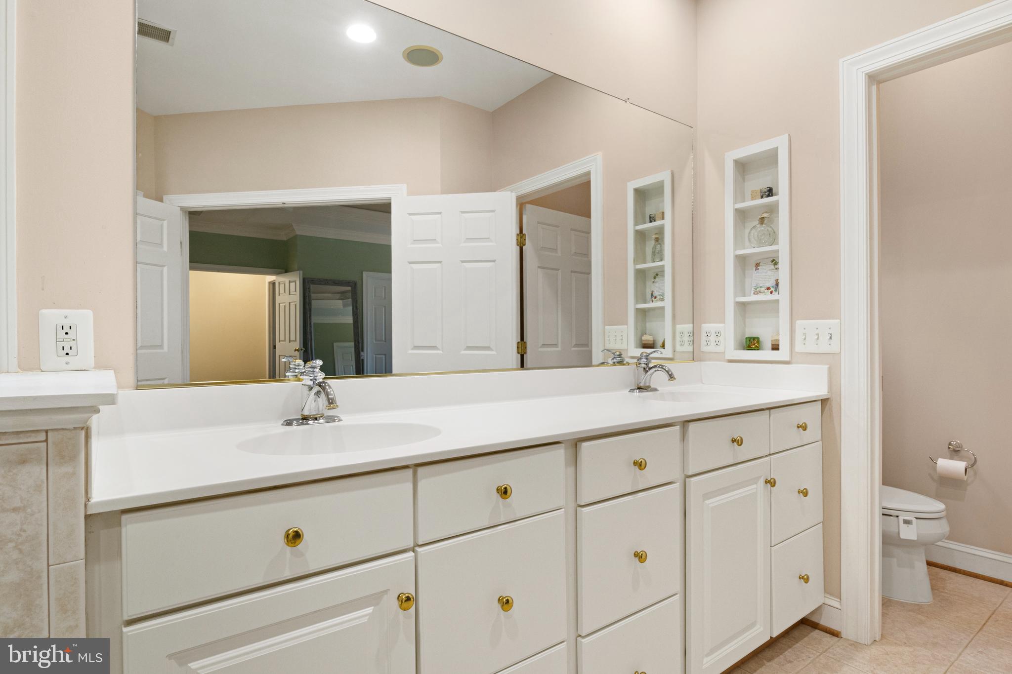 3522 SOUTHAMPTON DRIVE