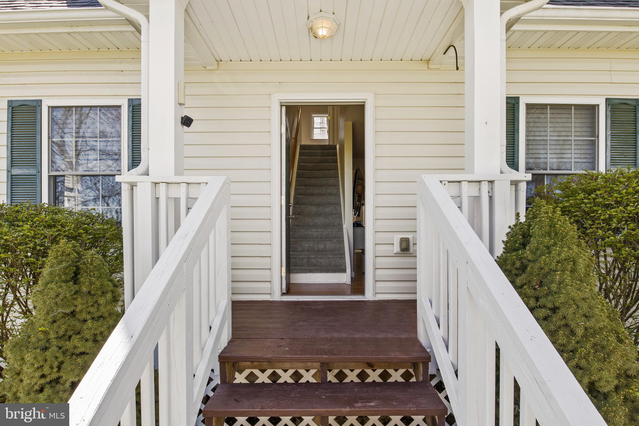22186 HIGHLAND ROAD