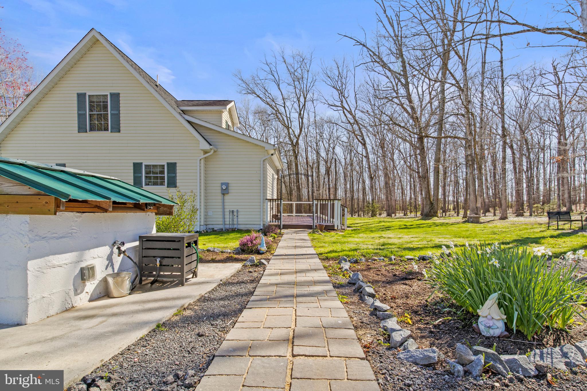22186 HIGHLAND ROAD