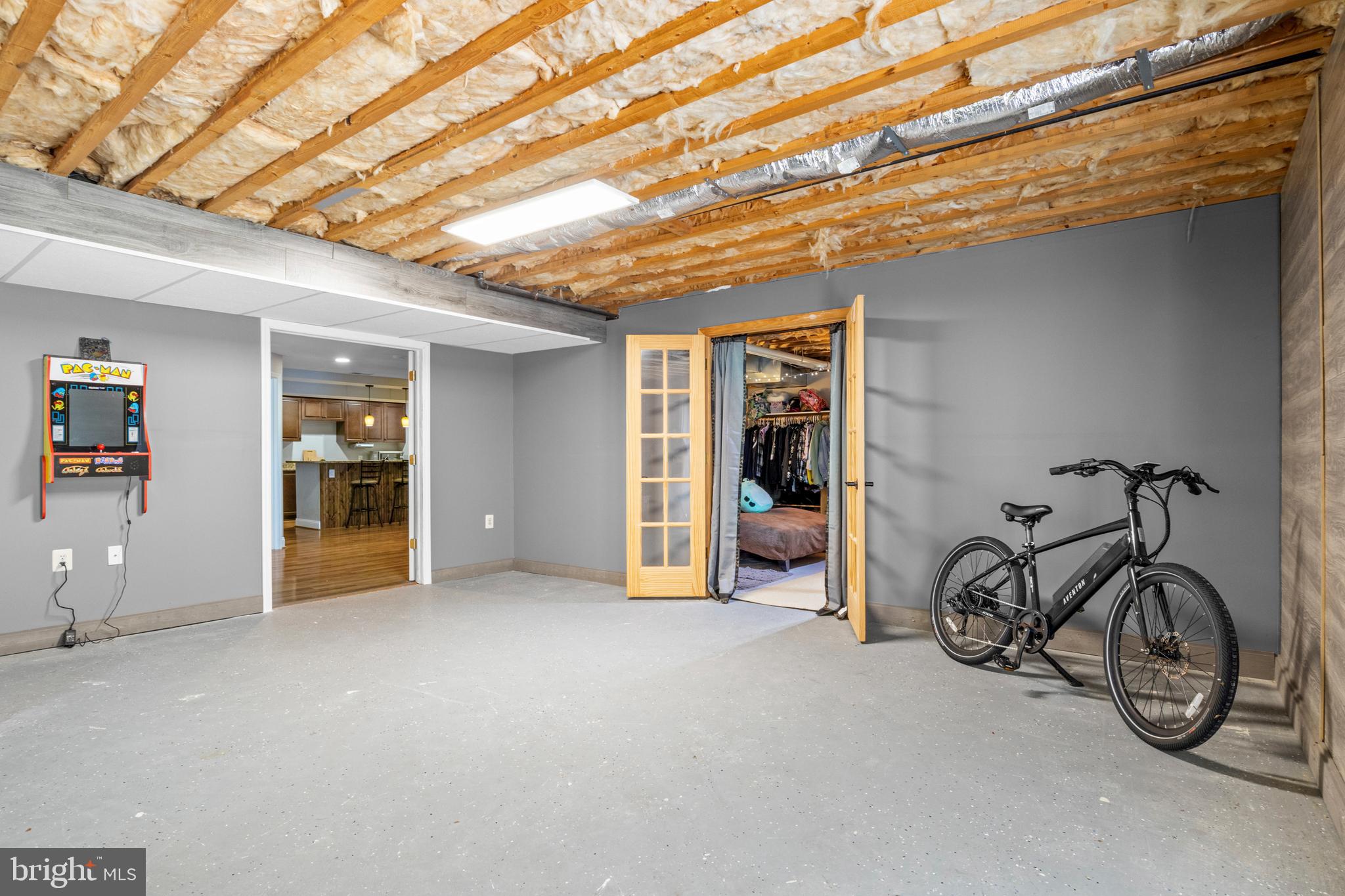 2285 WELTON POND COURT