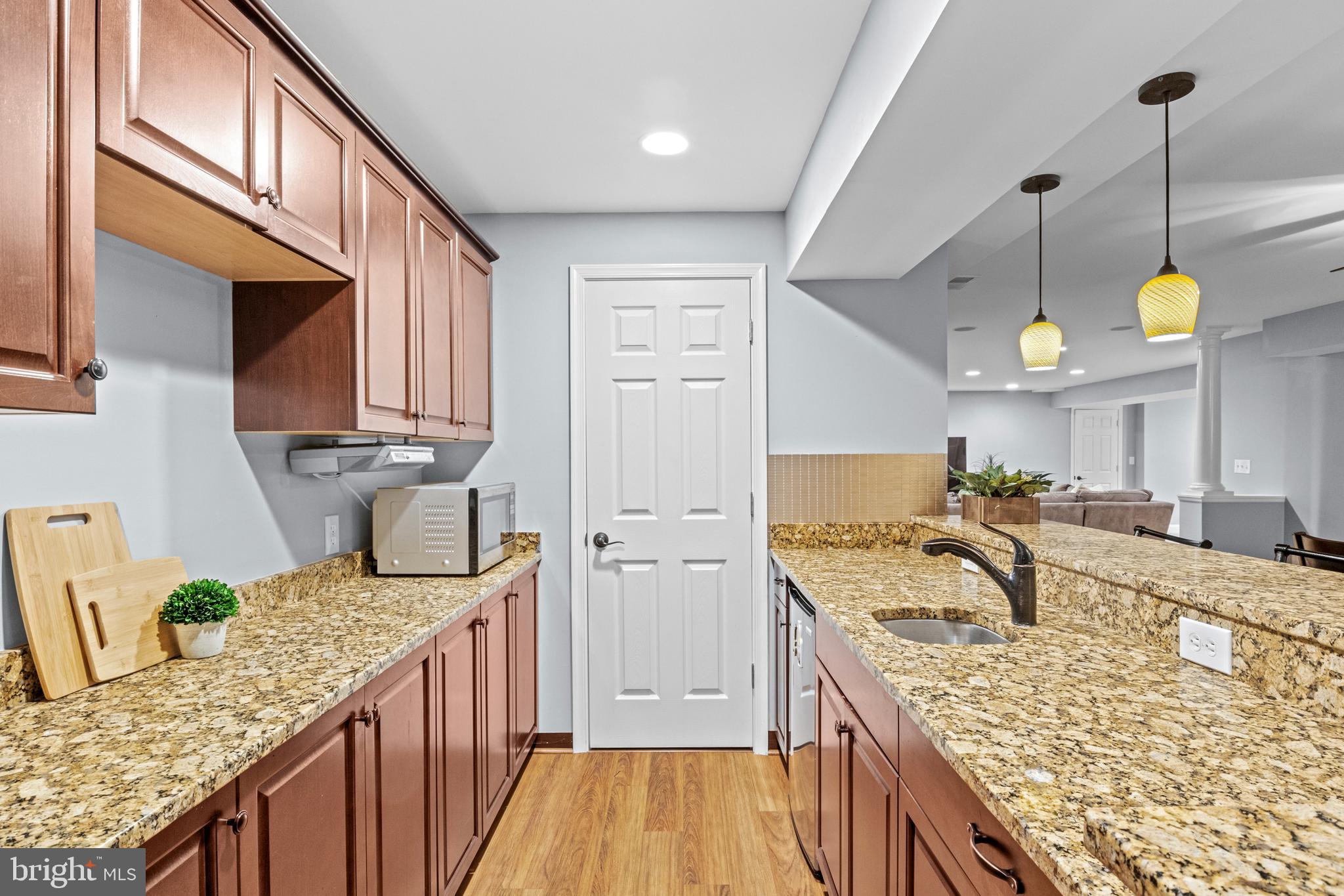 2285 WELTON POND COURT