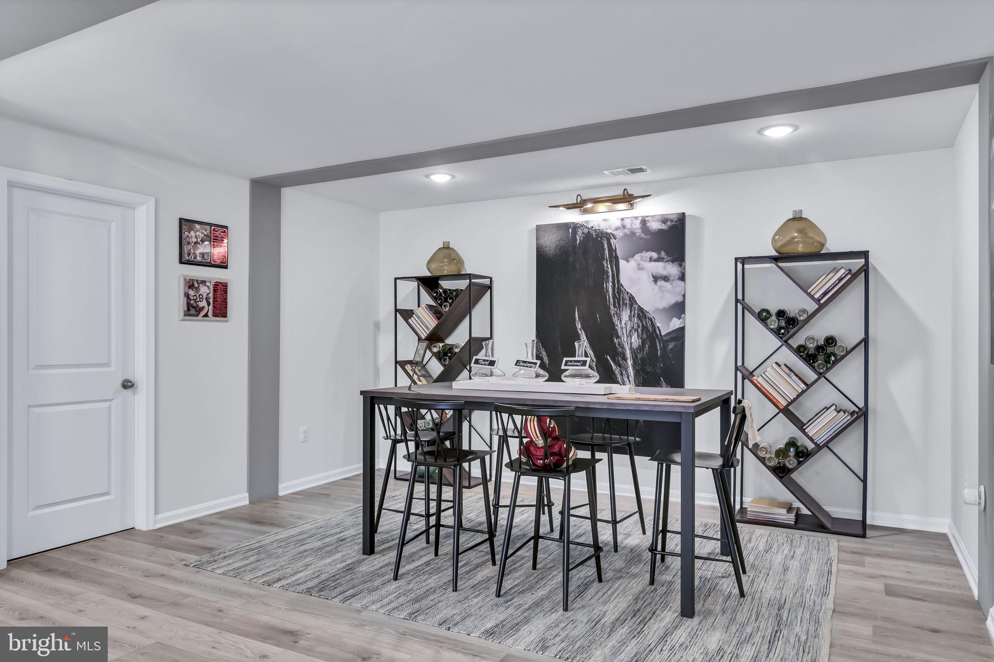 14034 Belle Ave