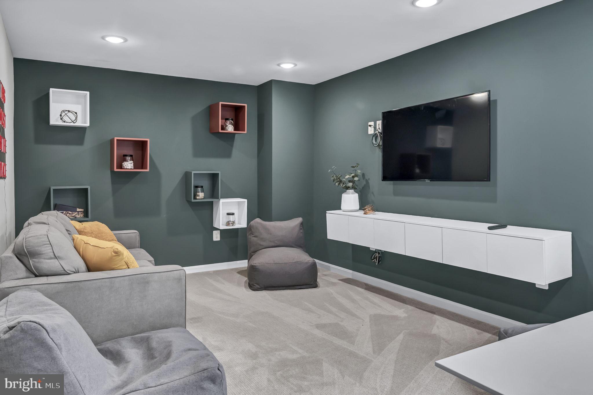 14034 Belle Ave