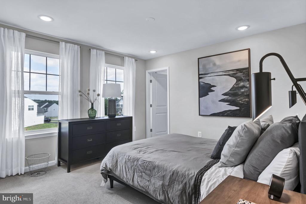 14034 Belle Ave
