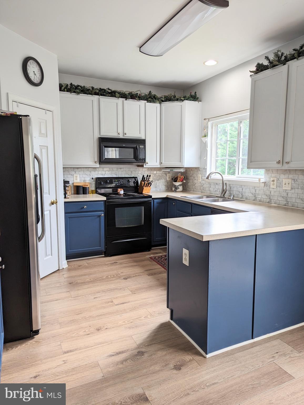 2256 FORSYTHIA DRIVE