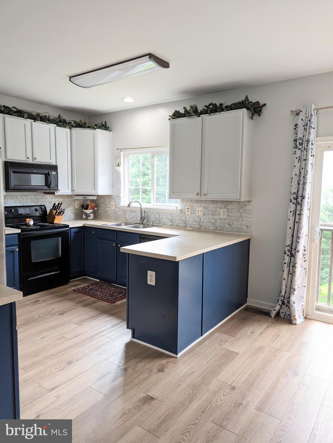 2256 FORSYTHIA DRIVE