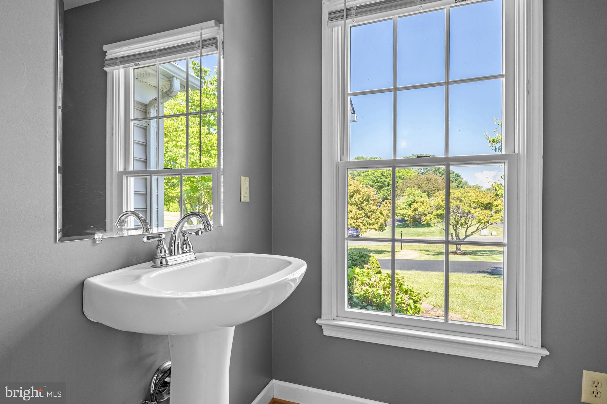 19263 LEANDER VIEW