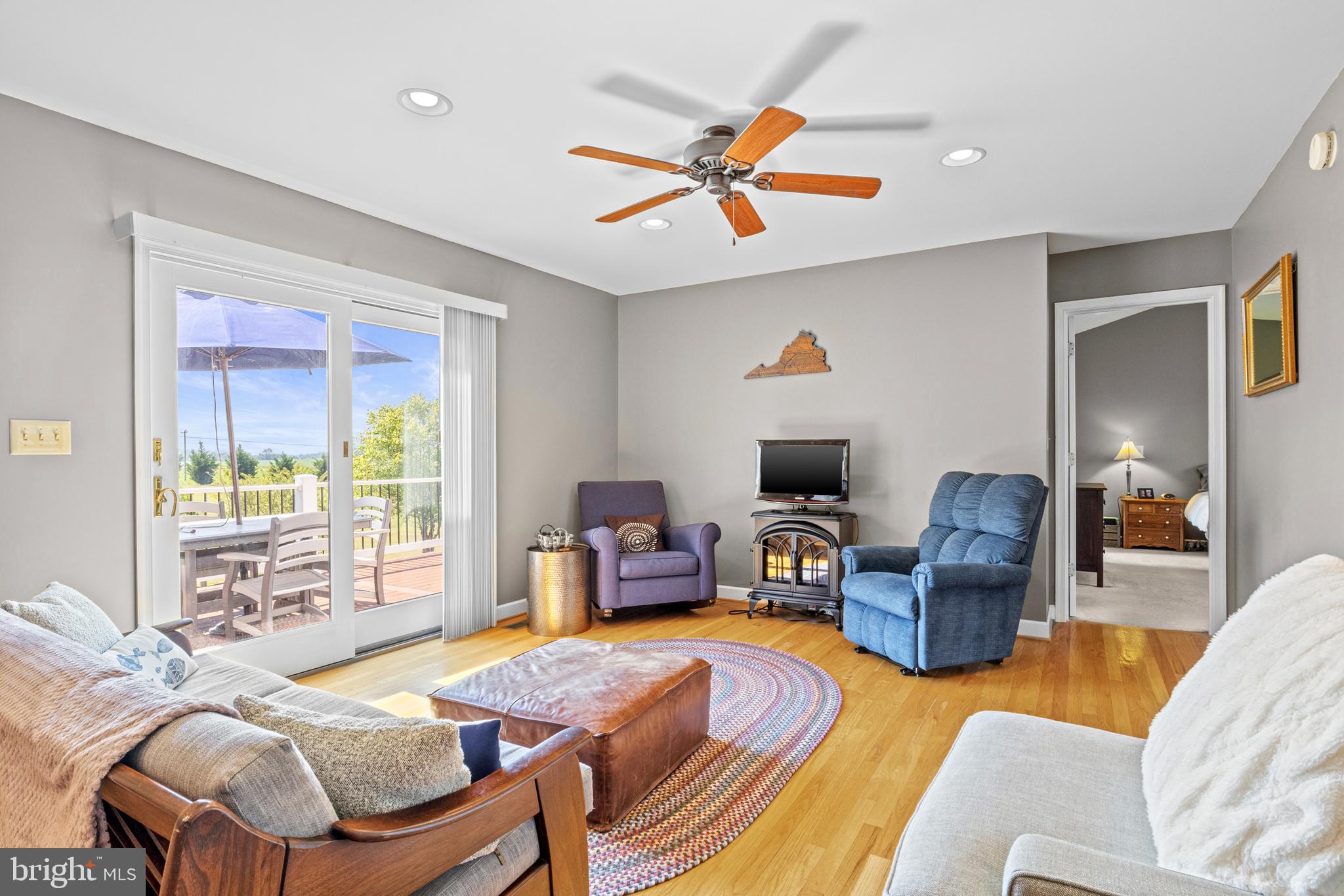 19263 LEANDER VIEW