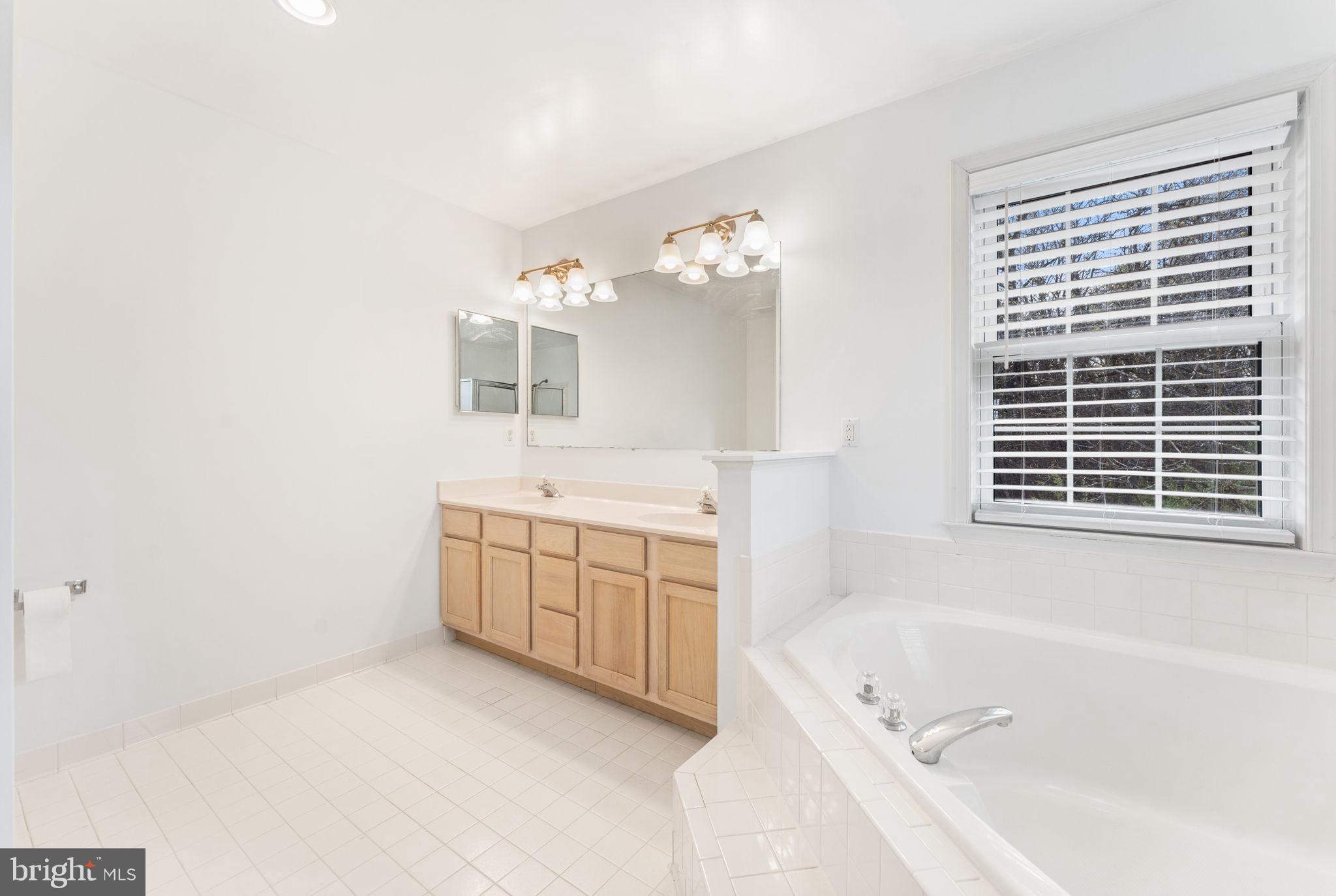 3531 SOUTHAMPTON DRIVE