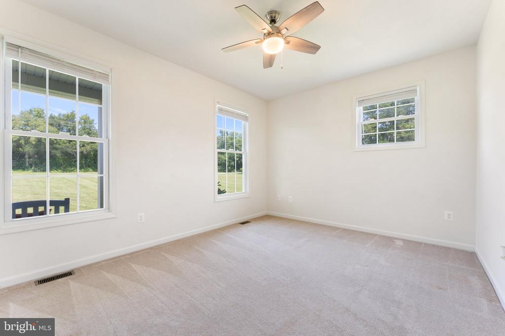 7110 LAKOTA RD