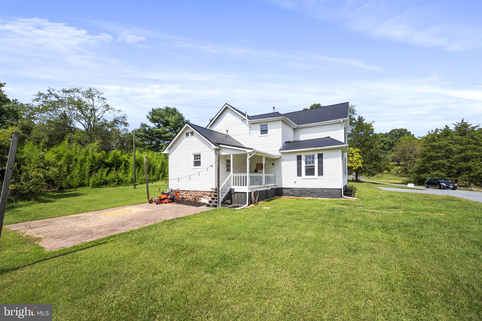 12188 Sperryville Pike