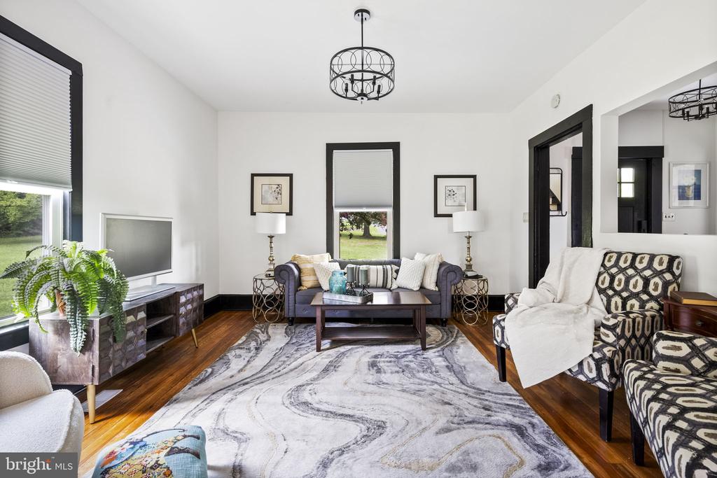 12188 Sperryville Pike