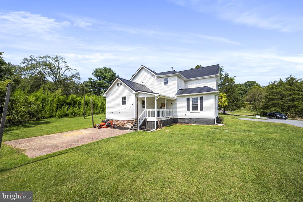 12188 Sperryville Pike