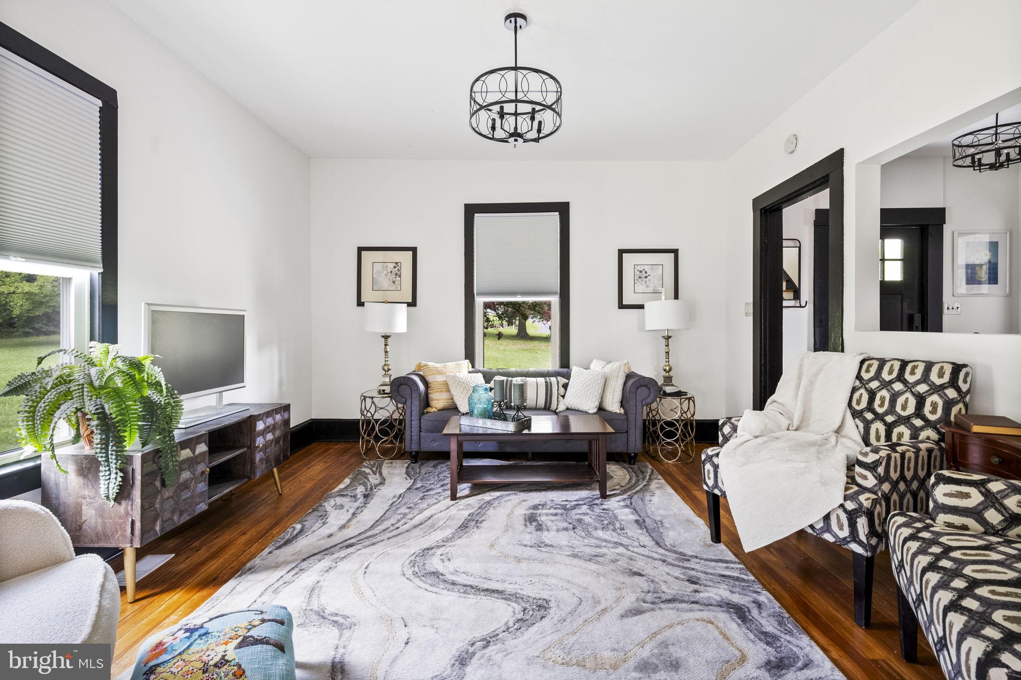 12188 Sperryville Pike