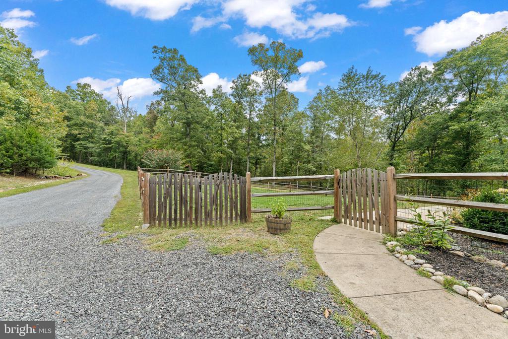 20523 OLD MILL ROAD