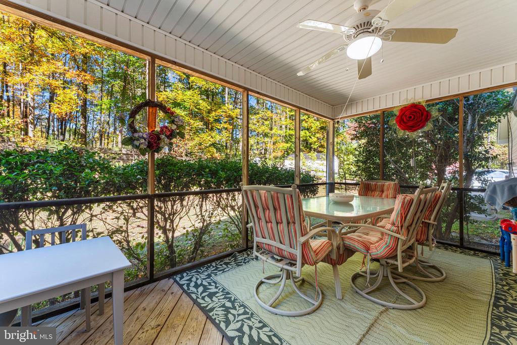 6548 CAMPGROUND LANE