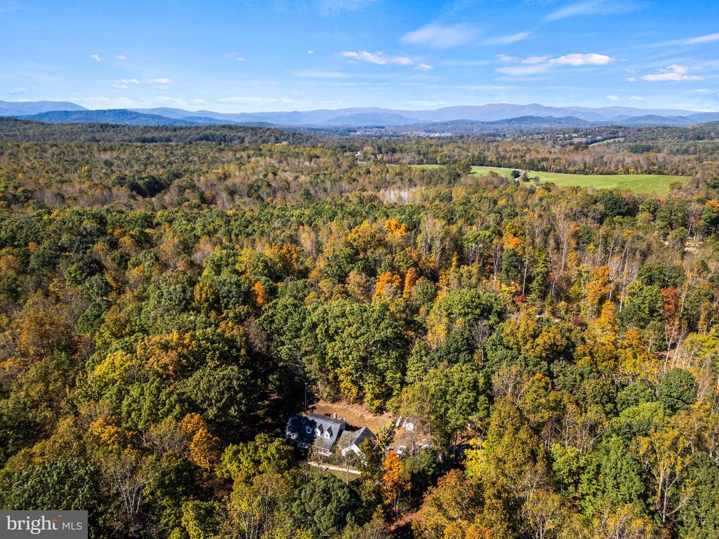 6548 CAMPGROUND LANE