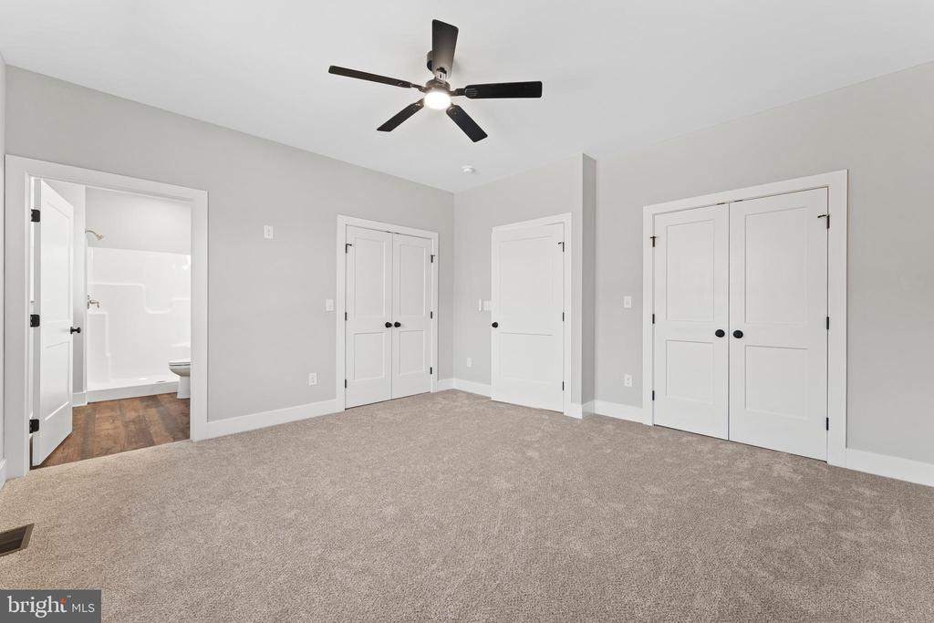 21460 MANDY BEE WAY