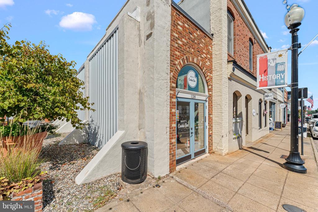 128 N MAIN STREET