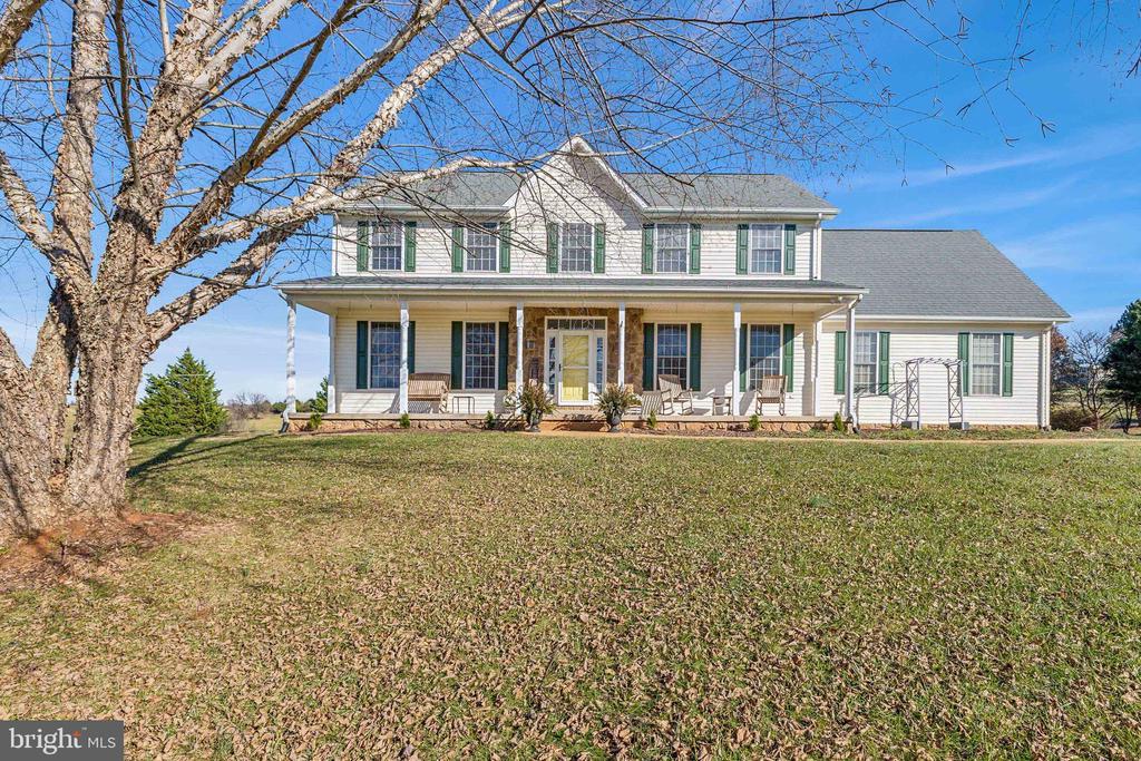 19147 JOHN WILLIAM PLACE