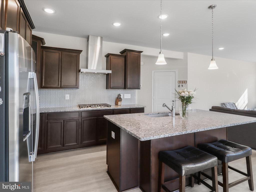 13406 MAYMOUNT DRIVE