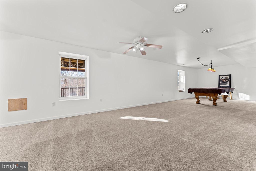 1092 VIRGINIA AVENUE