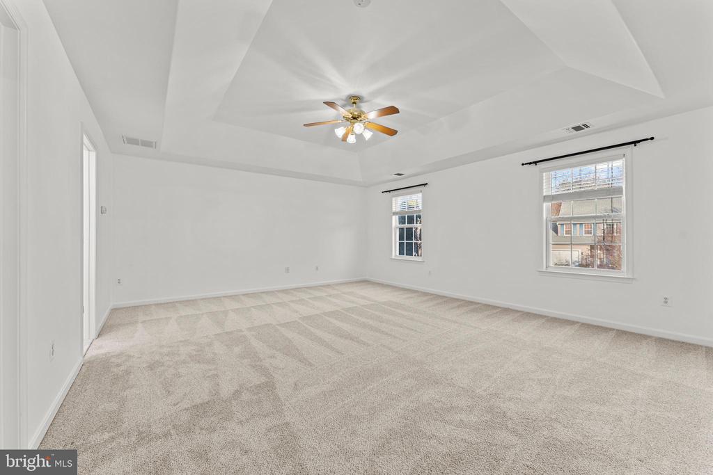 1092 VIRGINIA AVENUE
