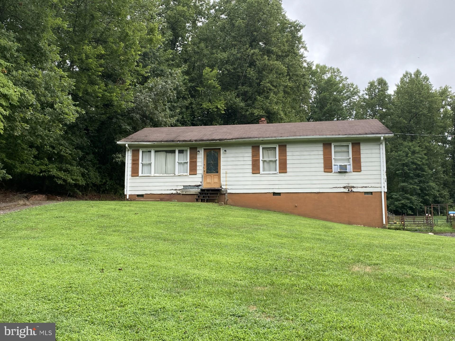 8159 SETTLE SCHOOL ROAD