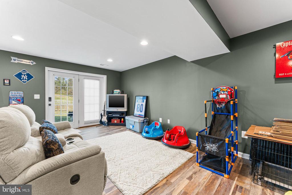 406 STANDPIPE ROAD