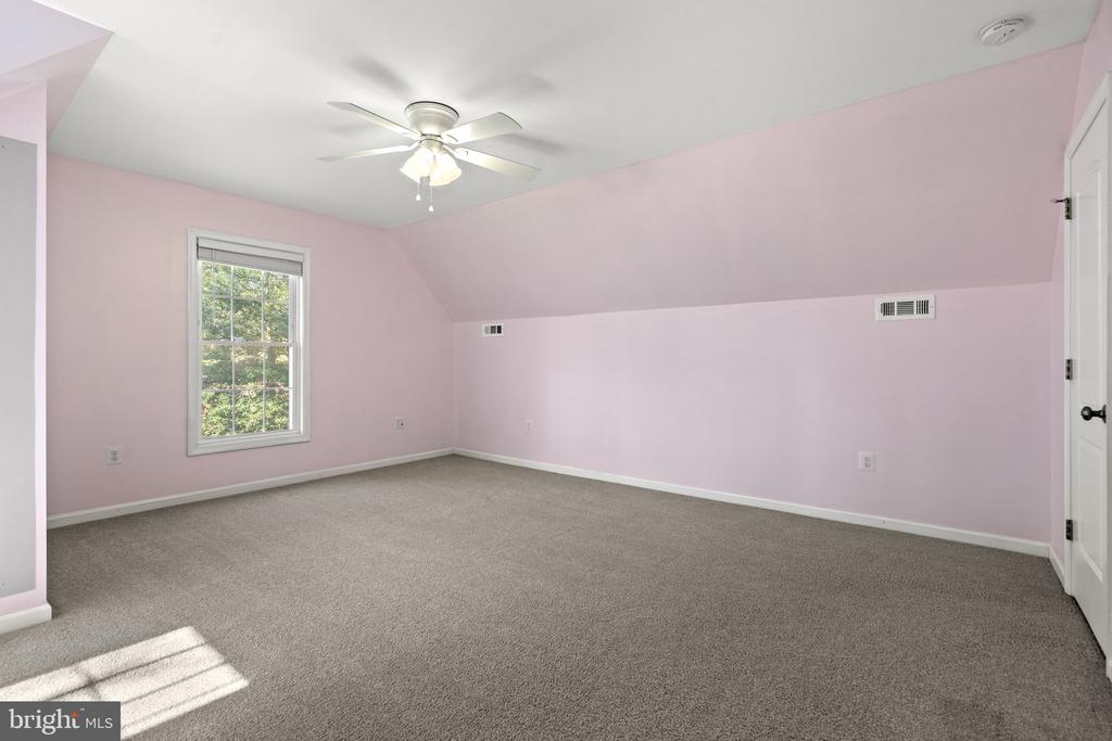 10384 JAMESONS MILL ROAD