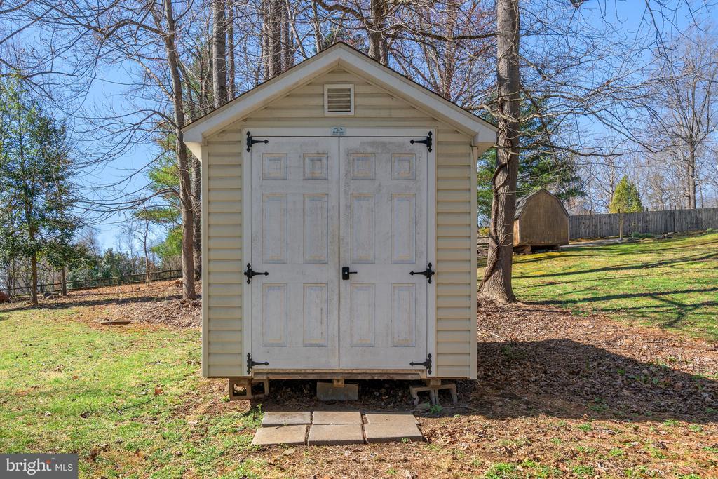 10384 JAMESONS MILL ROAD