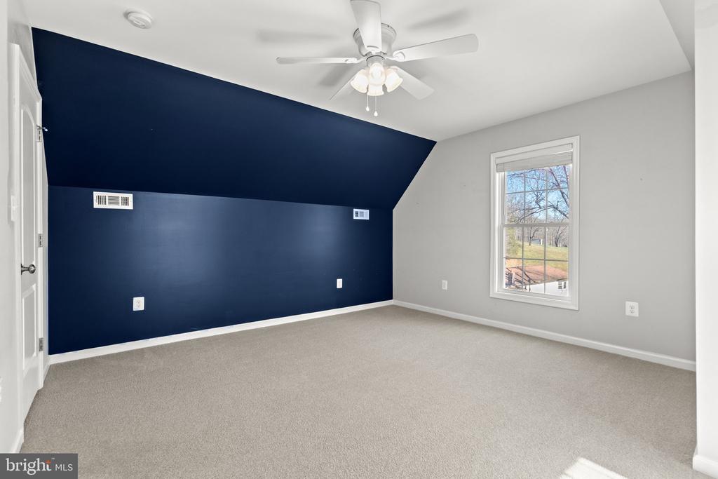 10384 JAMESONS MILL ROAD
