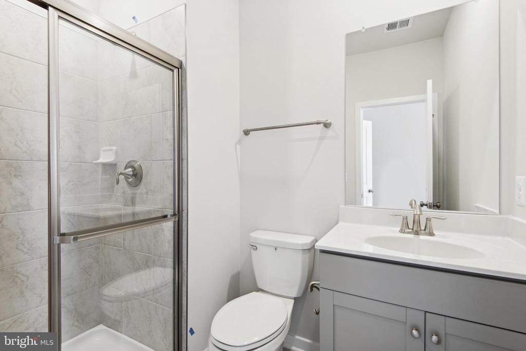 2530 NORTHUMBERLAND DRIVE MACARTHUR LOT 2288