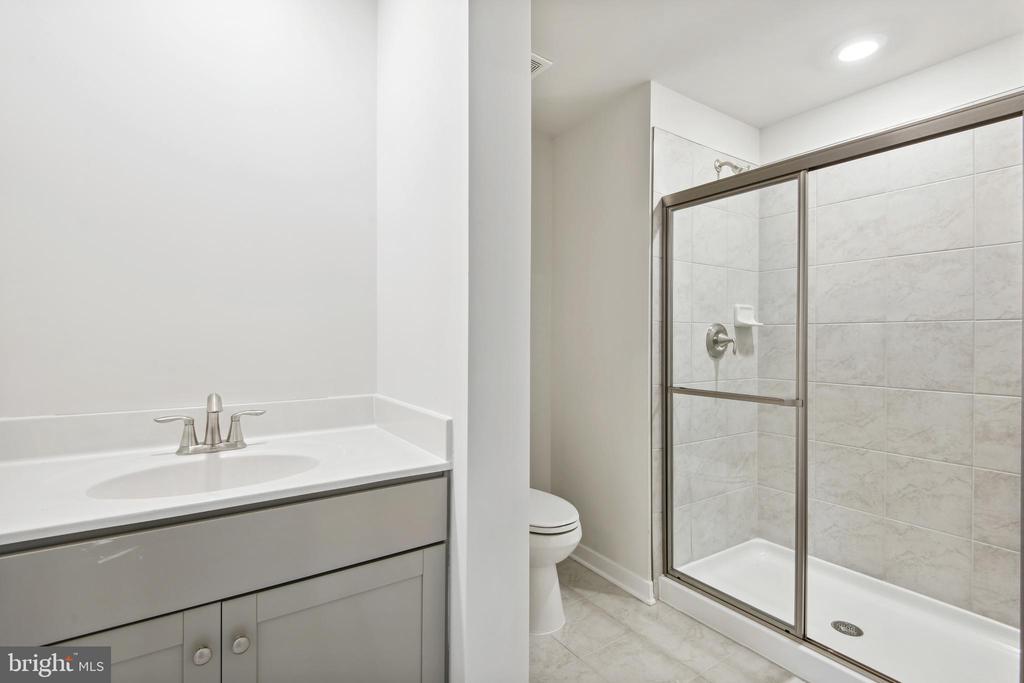 2530 NORTHUMBERLAND DRIVE MACARTHUR LOT 2288