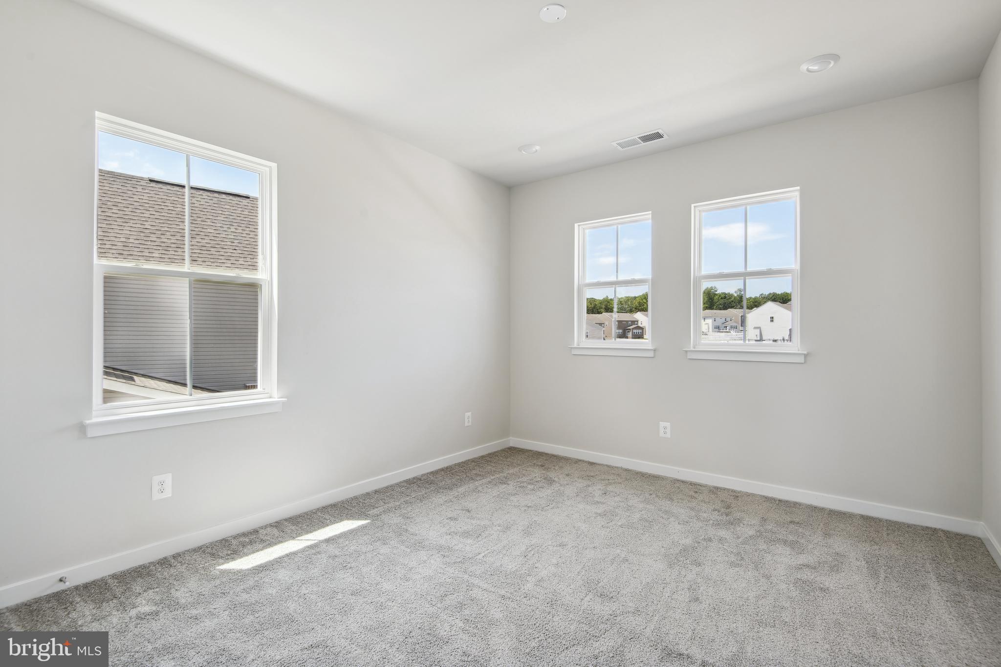 2530 NORTHUMBERLAND DRIVE MACARTHUR LOT 2288