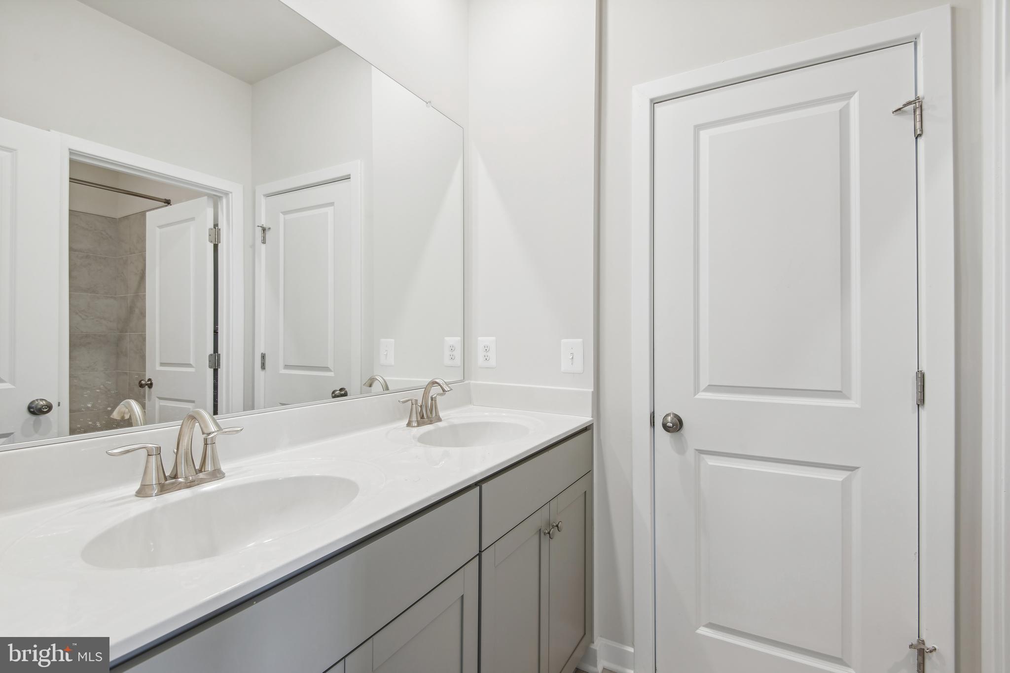 2530 NORTHUMBERLAND DRIVE MACARTHUR LOT 2288