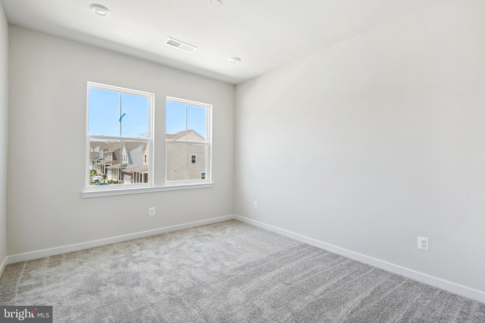 2530 NORTHUMBERLAND DRIVE MACARTHUR LOT 2288