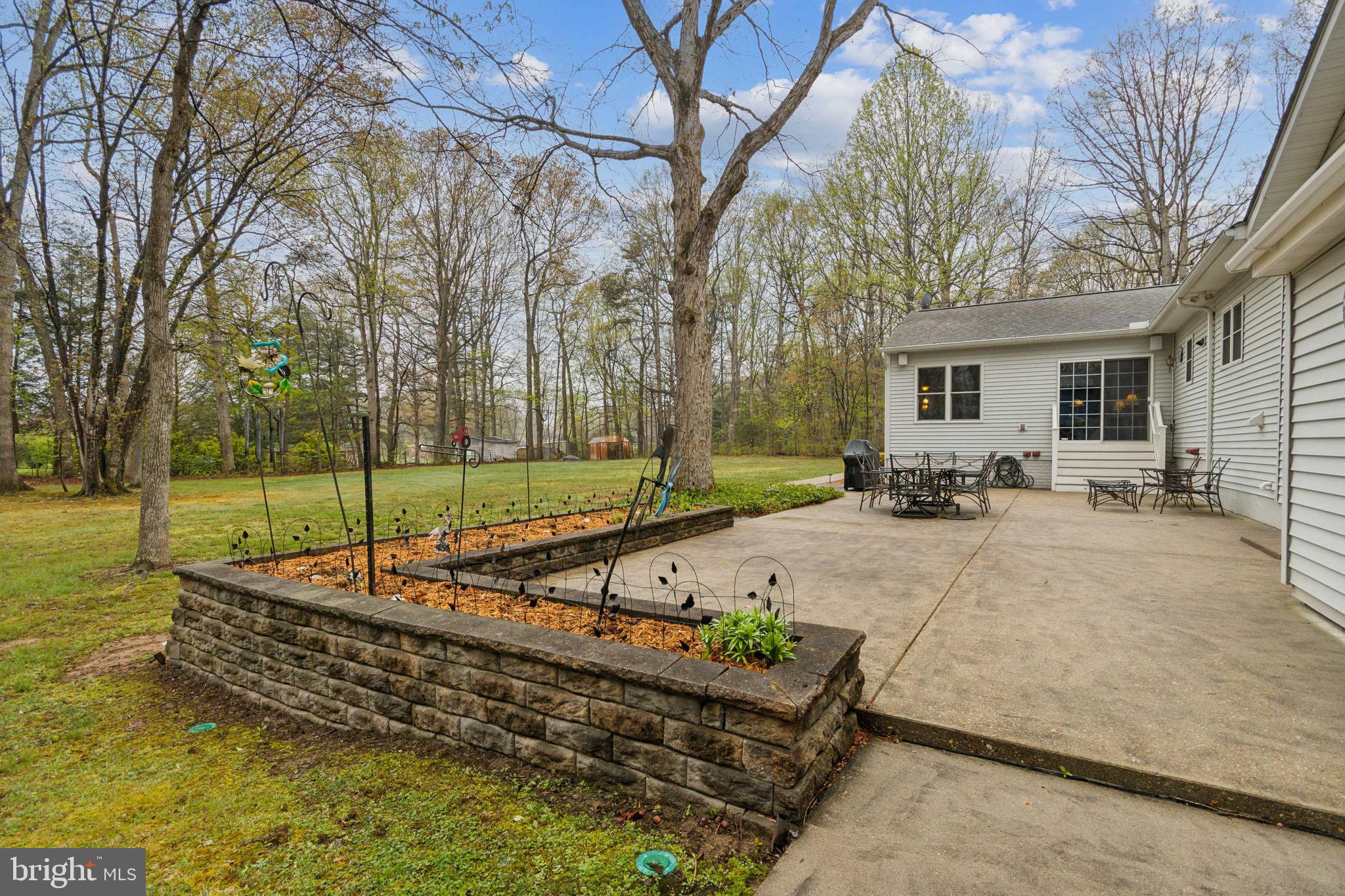 7408 RYAN COURT