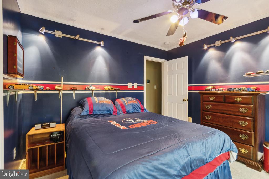 7408 RYAN COURT