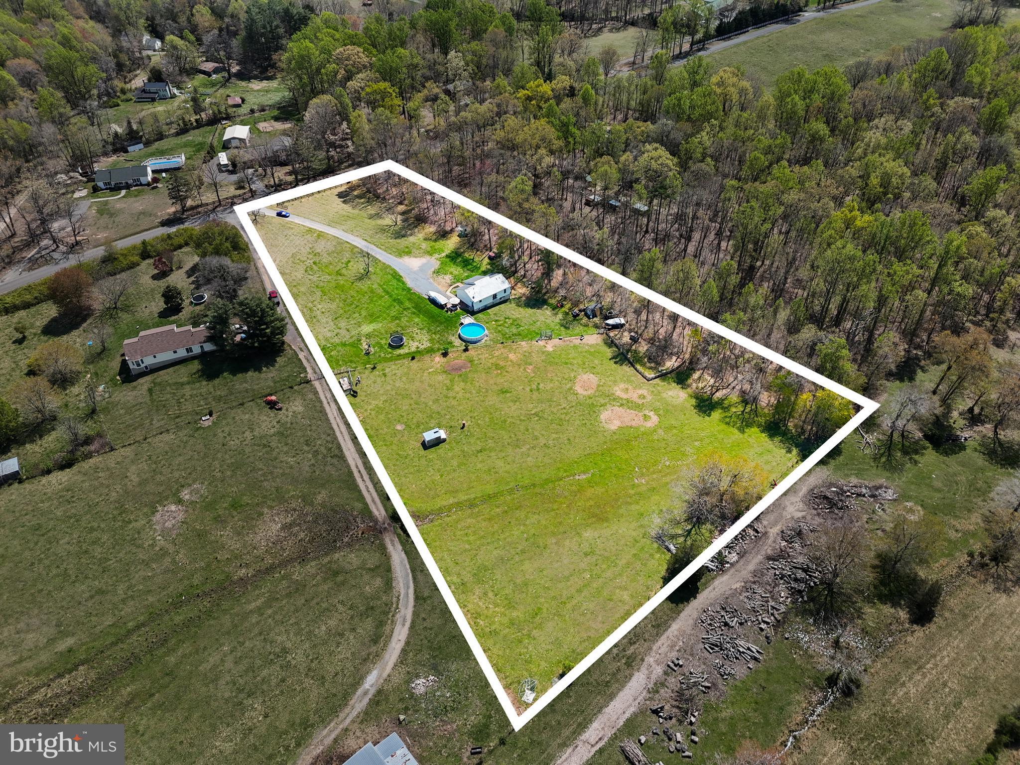 4016 INDIAN RUN ROAD