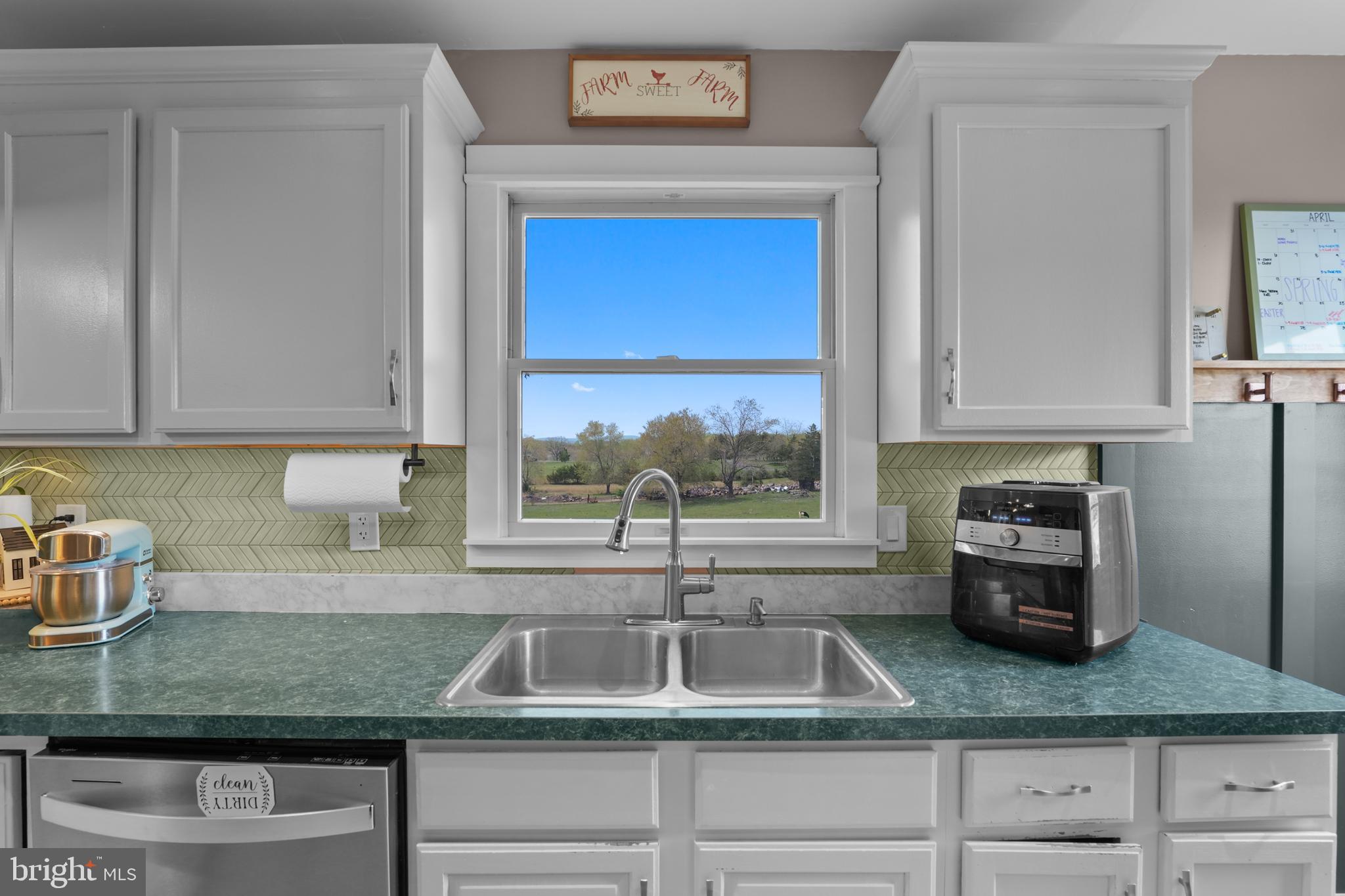 4016 INDIAN RUN ROAD